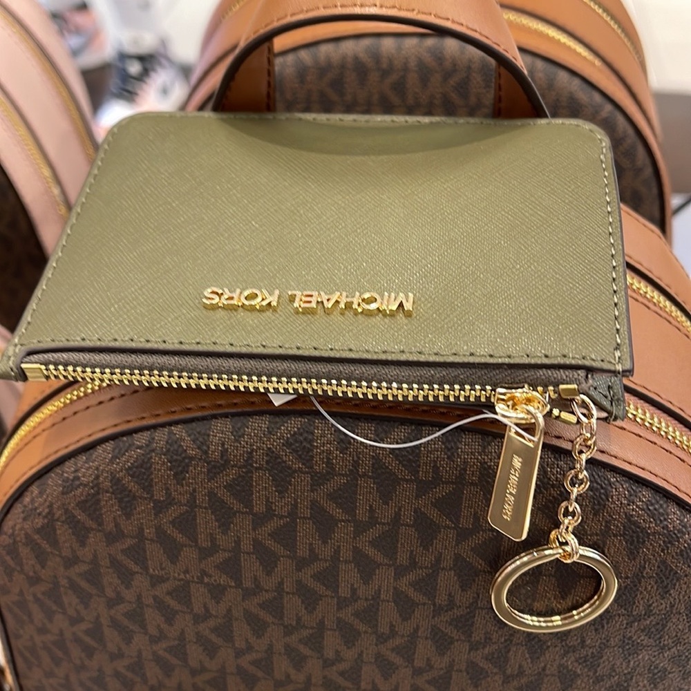MICHAEL KORS SMALL TOP ZIP COINPOUCH WITH ID KEYCHAIN CARDHOLDER WALLET 
 OLIVE - Picture 12 of 16